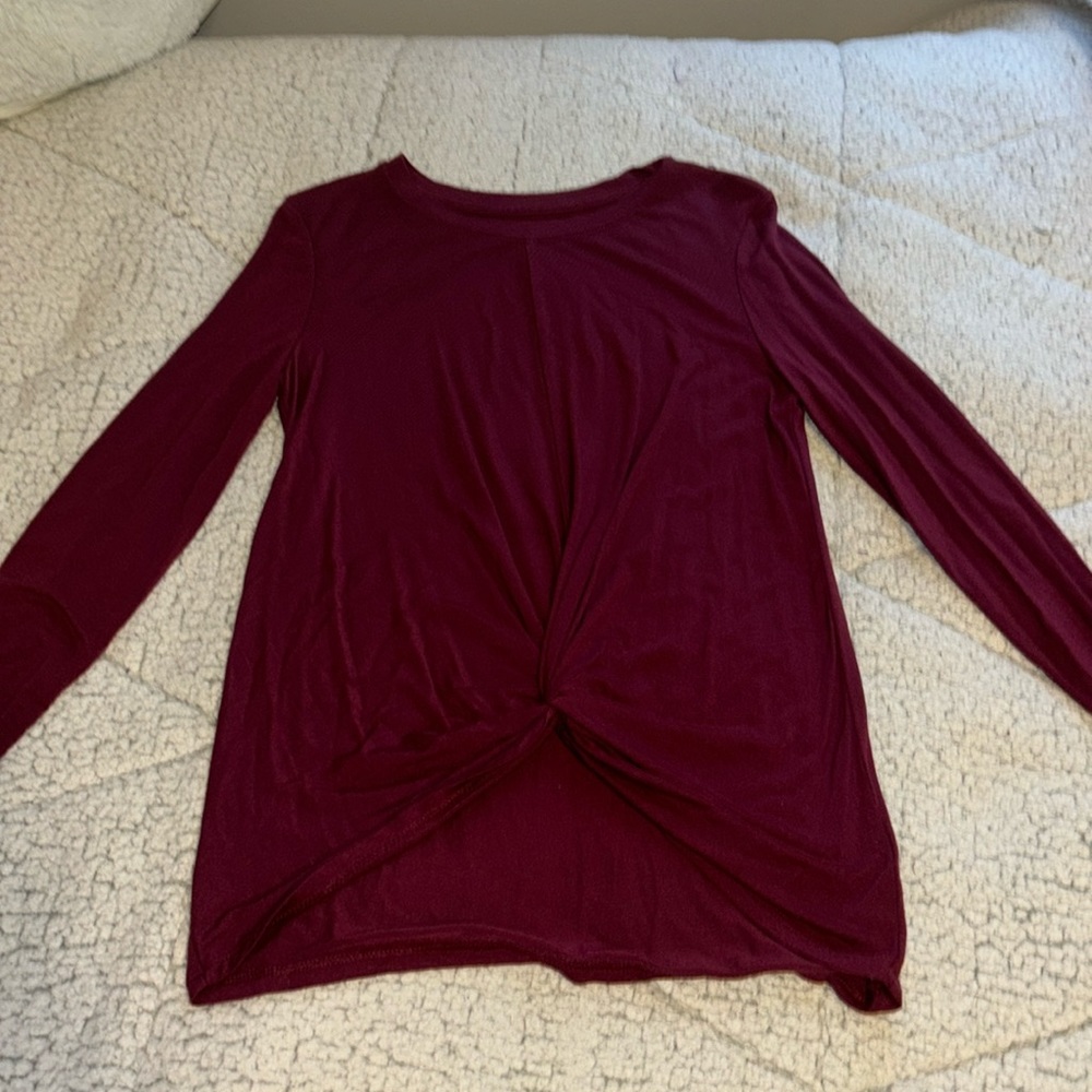 Red knot shirt